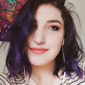 Meet your Posher, Maddie